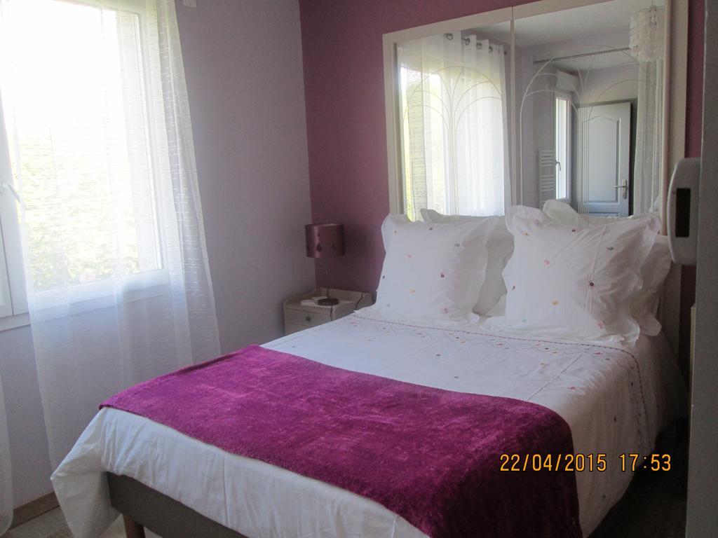 Chambre D'Hotes Du Bois Joli Bed & Breakfast Mesnard-la-Barotiere ห้อง รูปภาพ