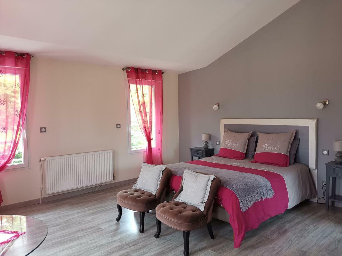 Chambre D'Hotes Du Bois Joli Bed & Breakfast Mesnard-la-Barotiere ภายนอก รูปภาพ